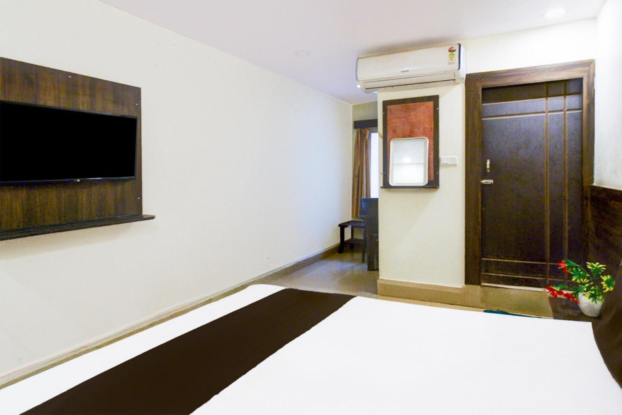 Hotel O Asian Residency Hyderabad Eksteriør billede